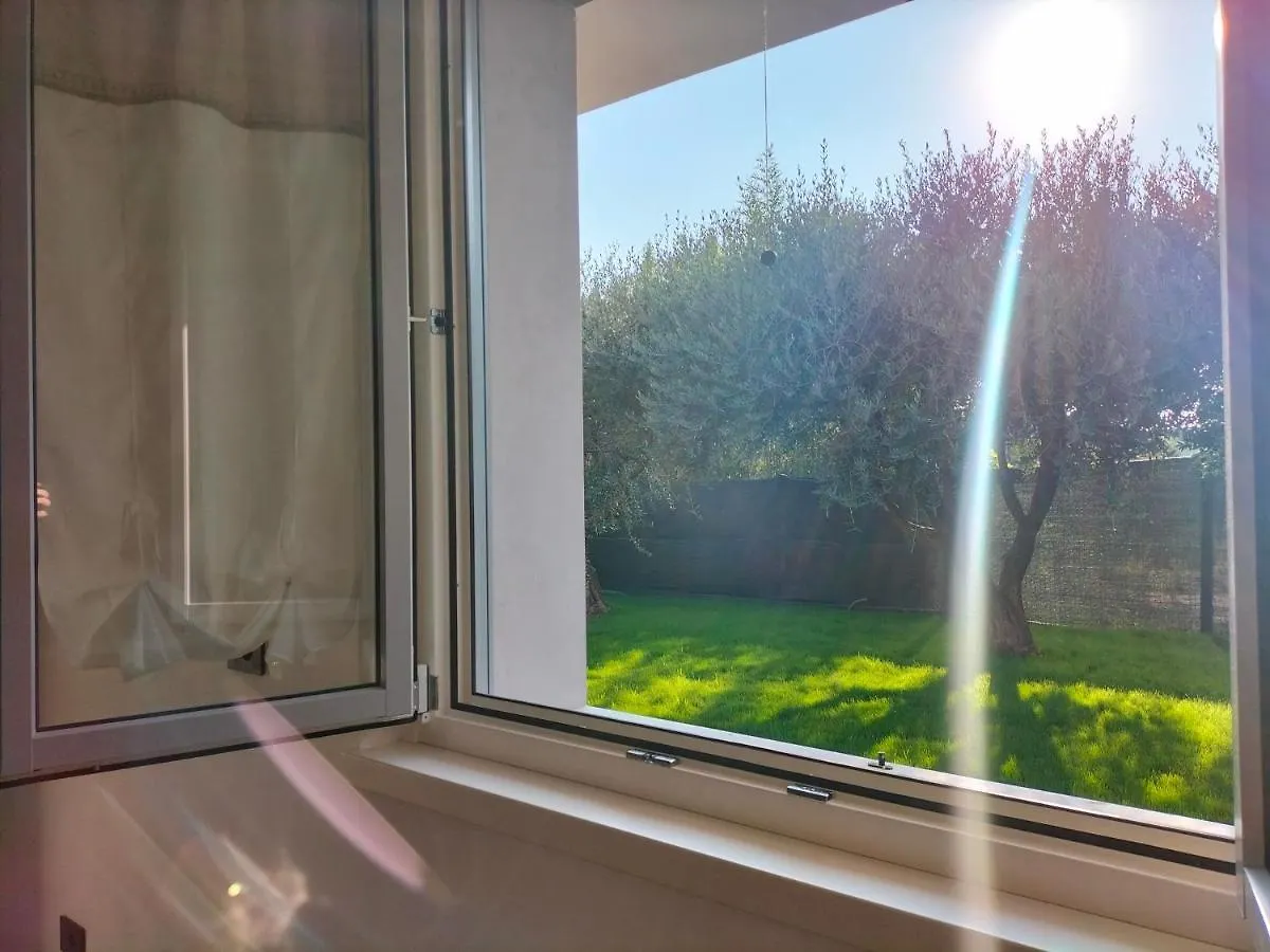 Villa Verde, Romantica Villetta Lazise Apartment