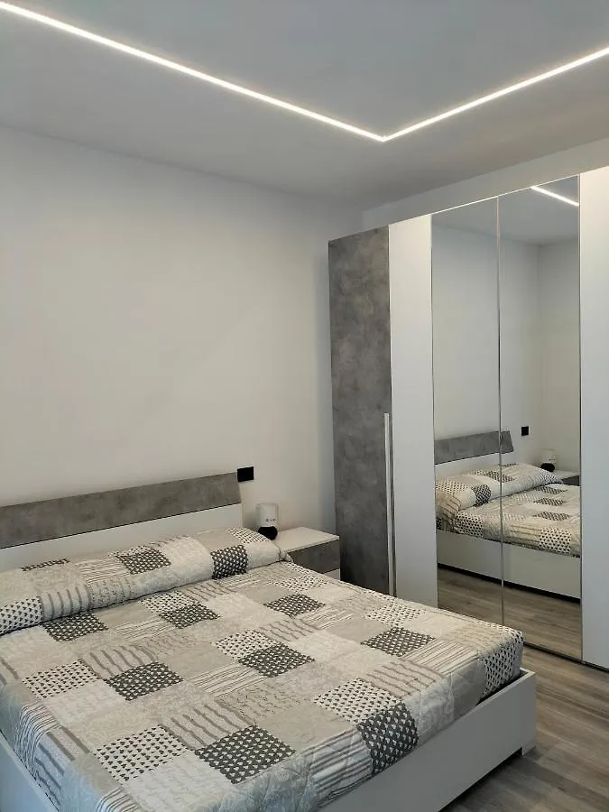 Villa Verde, Romantica Villetta Lazise Apartment